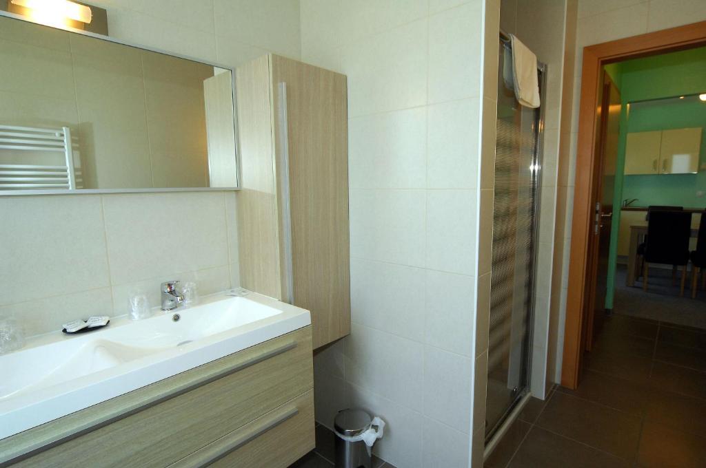 Hotel Aux Beaux Rivages En Gaume Lacuisine Pokoj fotografie